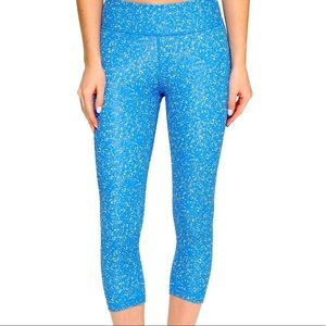 NWOT Adidas CLIMALITE® 3/4 Cropped Micro Camo